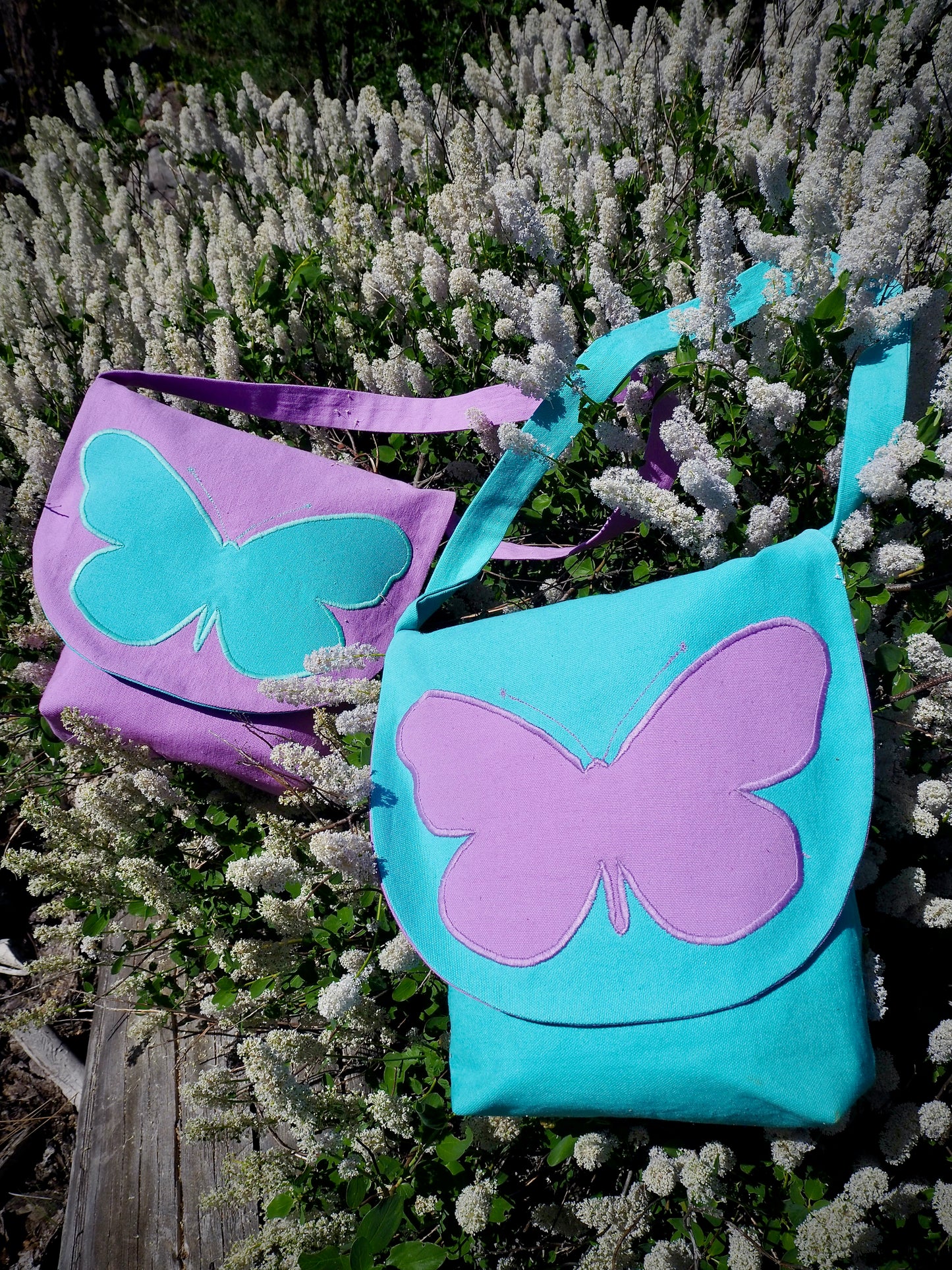 Shoulder Bag With Applique in Aqua