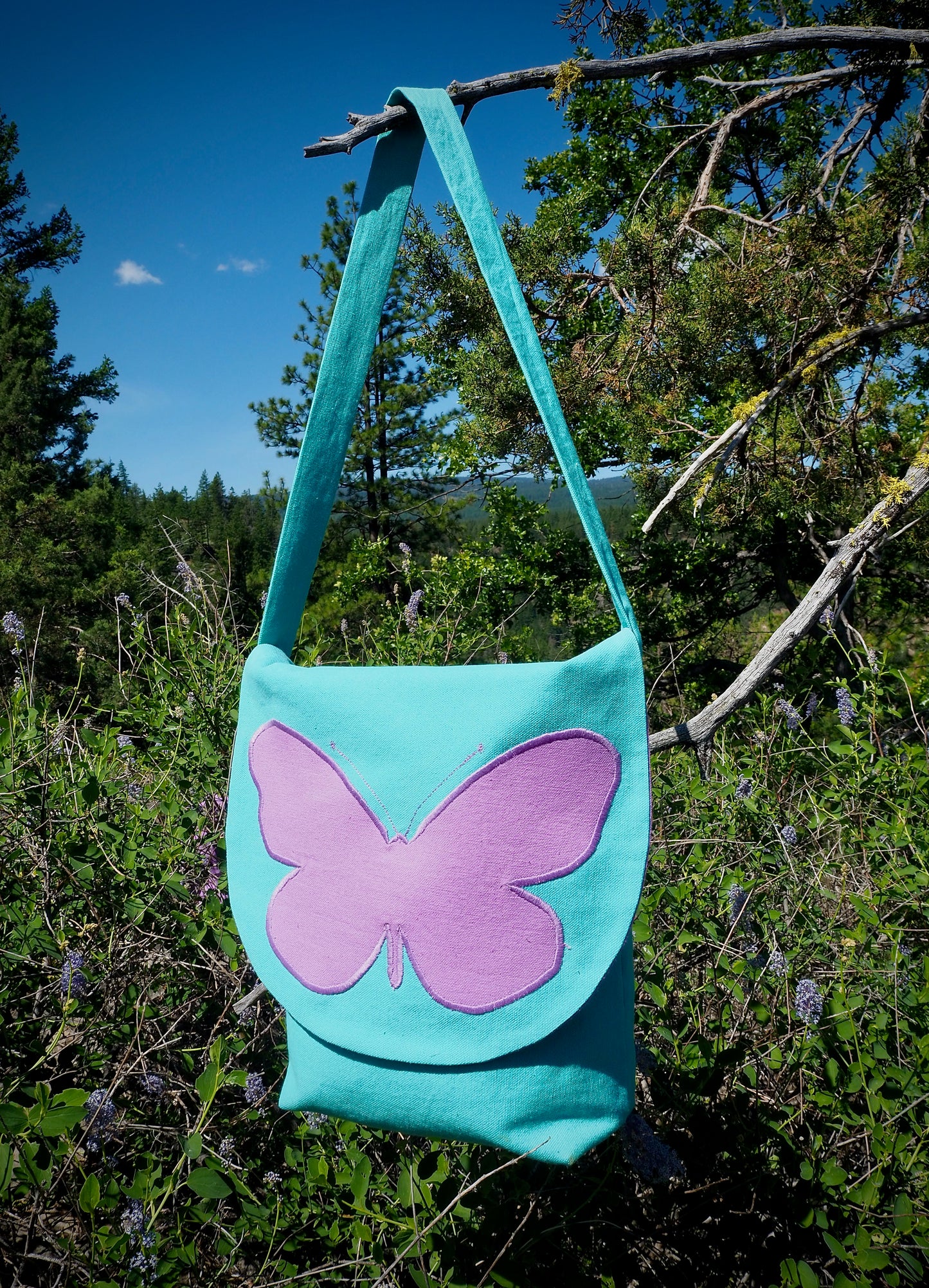Shoulder Bag With Applique in Aqua