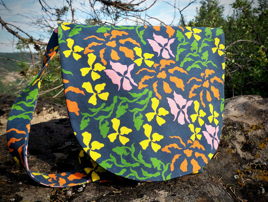 Shoulder Bag in Bloom Print